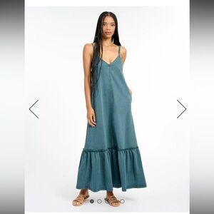 Splendid collection riviera maxi dress NWT $198‎ small